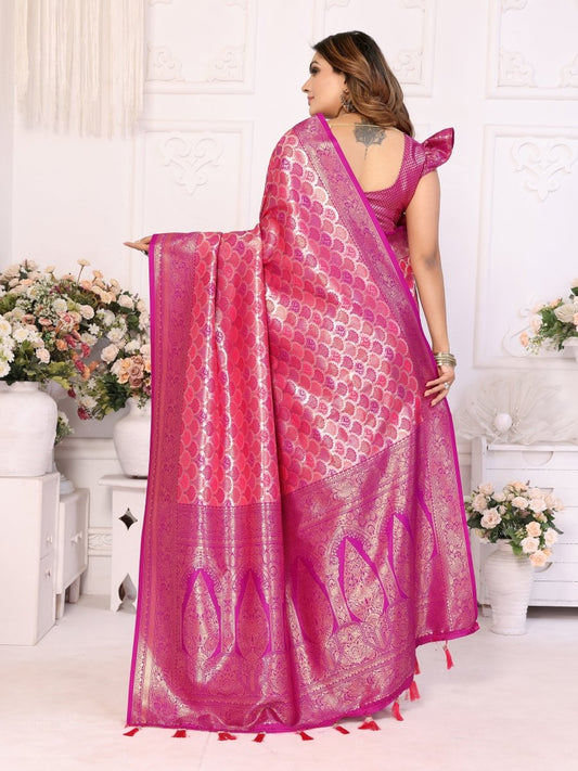 Siitara - Pink Pastel Radiant Chaturi Banarasi Silk Saree - Siitara